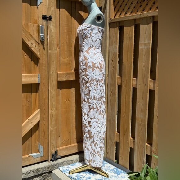 🆕 BRONX & BANCO 🧿 NWOT Dahlia Gown, White Sequin Floral Gown - Sz XS US 2 - Picture 8 of 14
